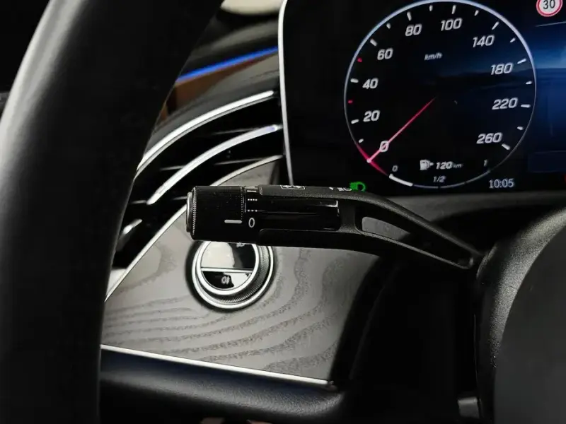 2025 Mercedes-Benz E-Класс с пробегом 24 543 км
