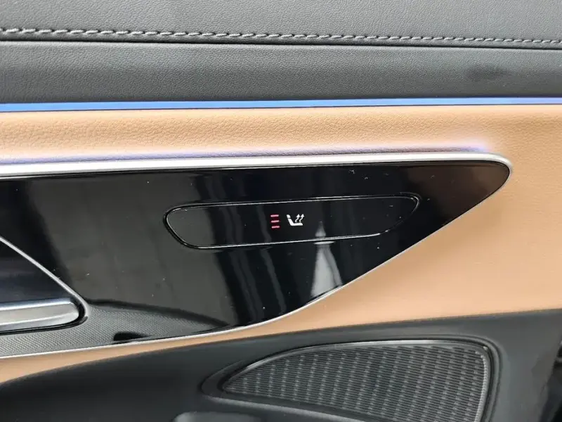 2025 Mercedes-Benz E-Класс с пробегом 24 543 км