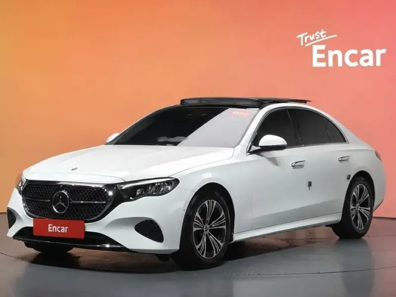 2024 Mercedes-Benz E-Класс с пробегом 24 656 км