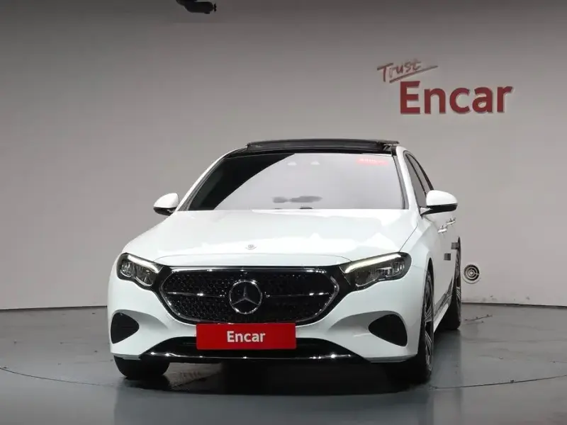 2024 Mercedes-Benz E-Класс с пробегом 24 656 км