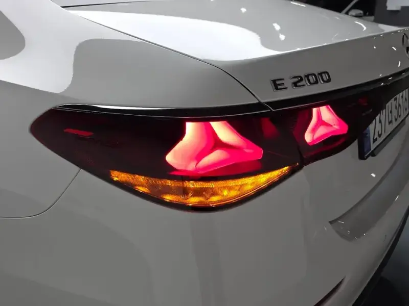 2024 Mercedes-Benz E-Класс с пробегом 24 656 км