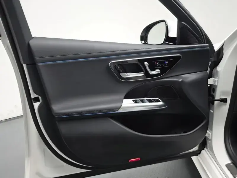2024 Mercedes-Benz E-Класс с пробегом 24 656 км