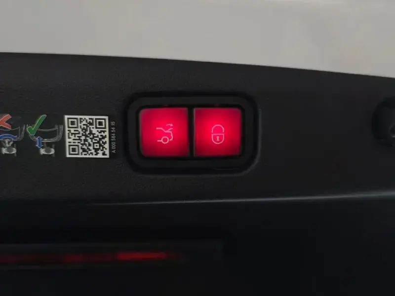 2024 Mercedes-Benz E-Класс с пробегом 24 656 км