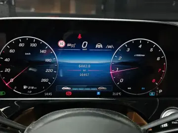 2024 Mercedes-Benz E-Класс с пробегом 16 457 км
