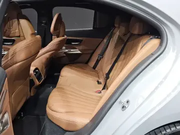 2024 Mercedes-Benz E-Класс с пробегом 16 457 км