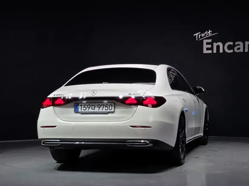 2026 Mercedes-Benz E-Класс с пробегом 7 672 км