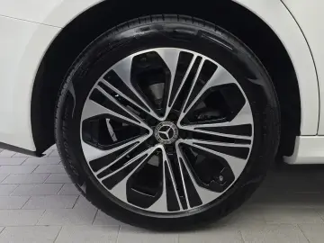 2026 Mercedes-Benz E-Класс с пробегом 7 672 км