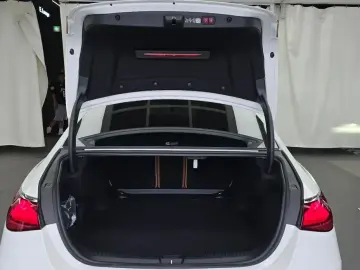 2026 Mercedes-Benz E-Класс с пробегом 7 672 км