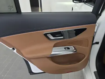 2026 Mercedes-Benz E-Класс с пробегом 7 672 км