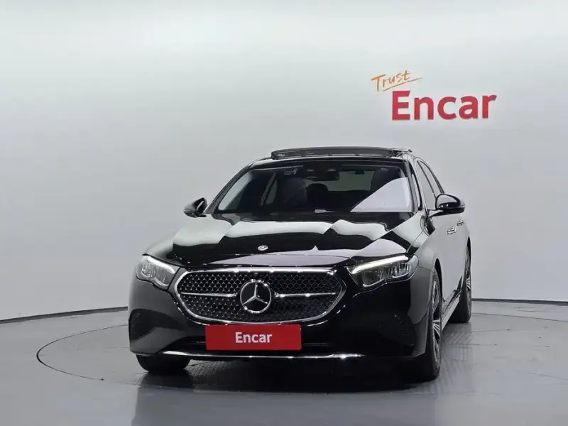 2025 Mercedes-Benz E-Класс с пробегом 13 975 км