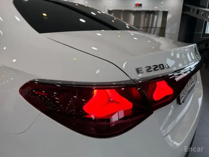 2024 Mercedes-Benz E-Класс с пробегом 32 794 км
