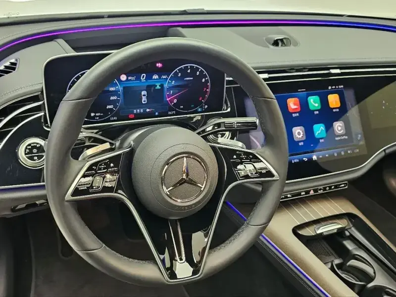 2025 Mercedes-Benz E-Класс с пробегом 10 920 км