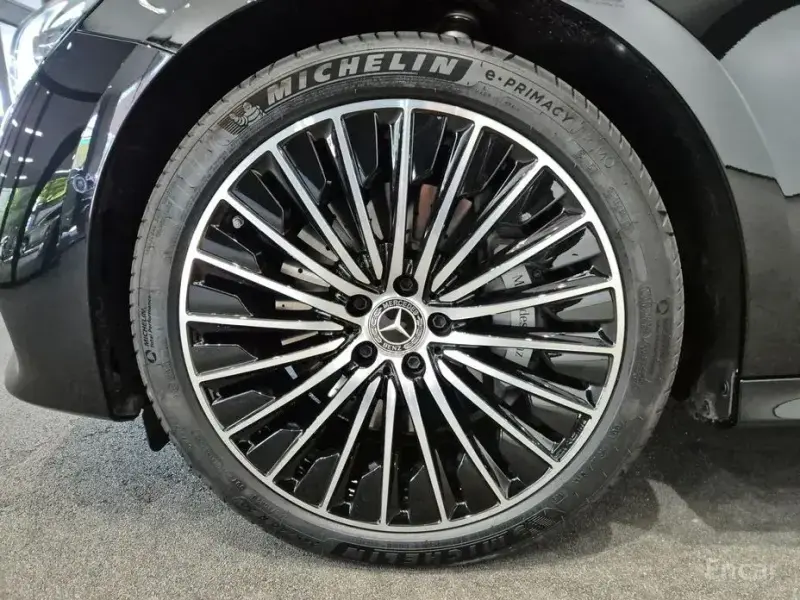 2025 Mercedes-Benz E-Класс с пробегом 6 920 км