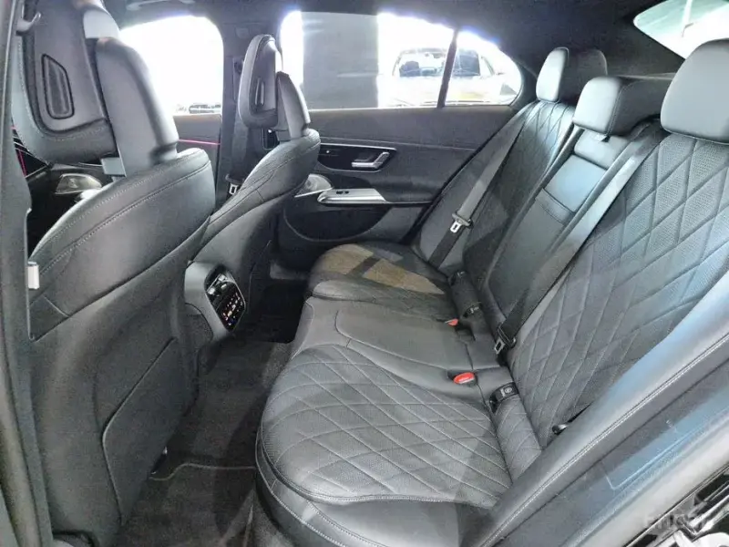 2025 Mercedes-Benz E-Класс с пробегом 6 920 км