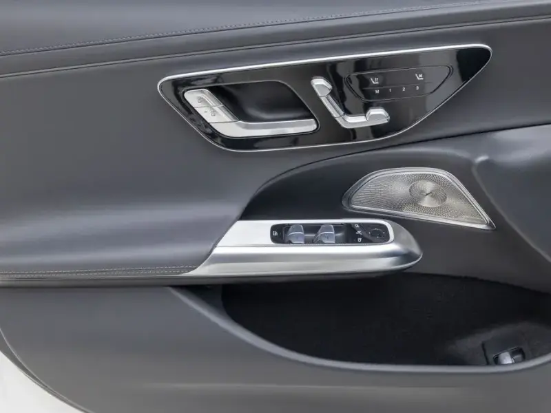 2025 Mercedes-Benz E-Класс с пробегом 8 879 км