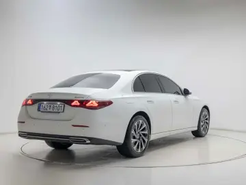 2026 Mercedes-Benz E-Класс с пробегом 3 842 км