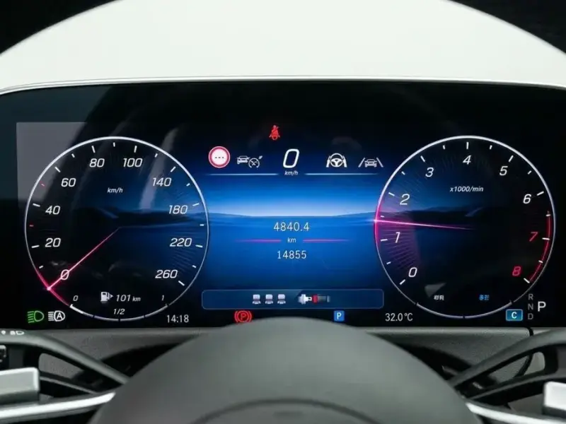 2025 Mercedes-Benz E-Класс с пробегом 14 855 км