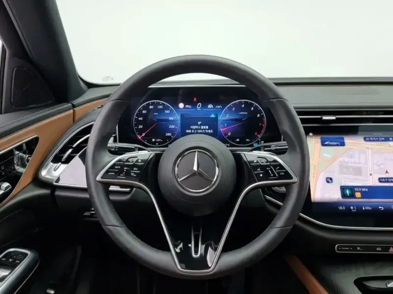 2025 Mercedes-Benz E-Класс с пробегом 14 855 км