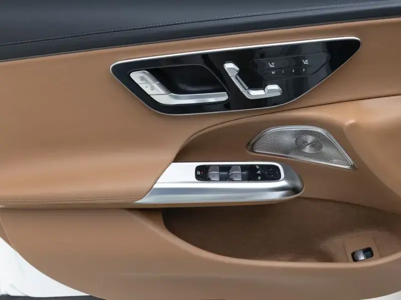 2026 Mercedes-Benz E-Класс с пробегом 3 842 км