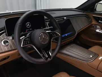 2026 Mercedes-Benz E-Класс с пробегом 3 842 км