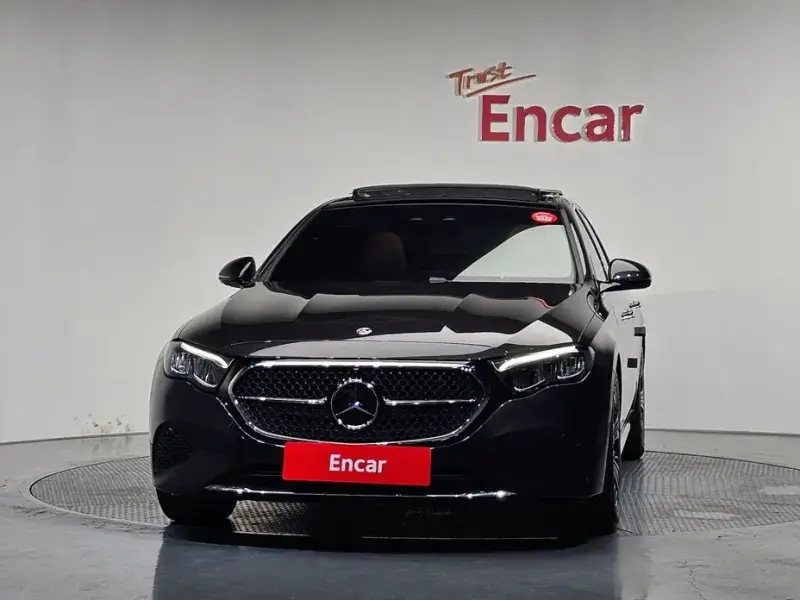 2024 Mercedes-Benz E-Класс с пробегом 40 423 км