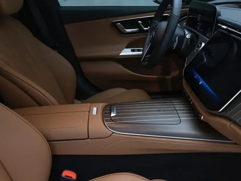 2026 Mercedes-Benz E-Класс с пробегом 3 842 км