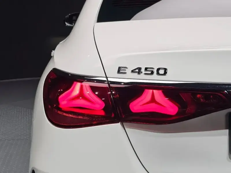 2026 Mercedes-Benz E-Класс с пробегом 2 914 км
