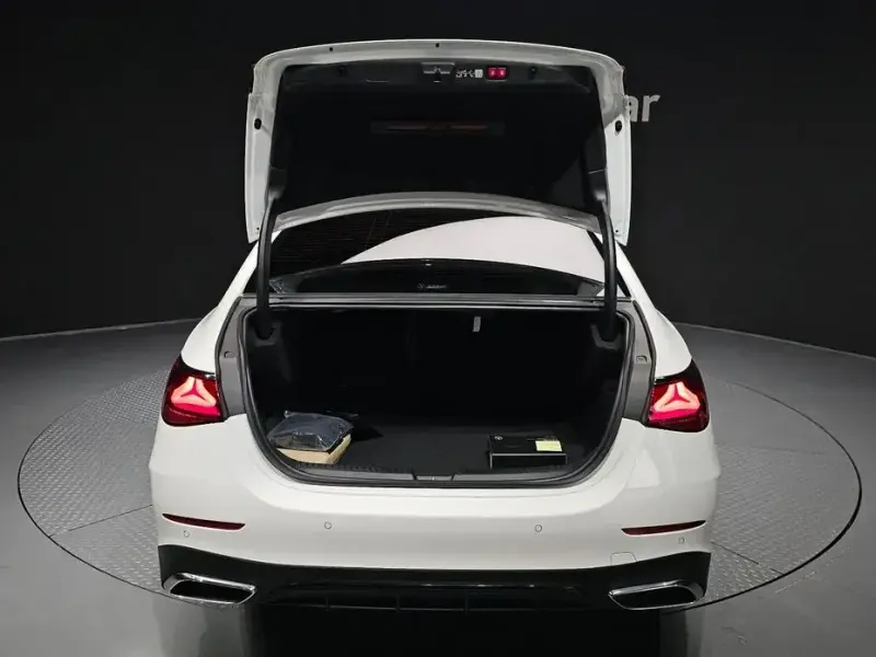 2026 Mercedes-Benz E-Класс с пробегом 2 914 км