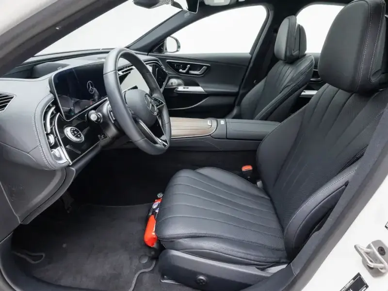 2025 Mercedes-Benz E-Класс с пробегом 10 452 км
