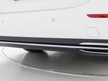 2025 Mercedes-Benz E-Класс с пробегом 10 452 км