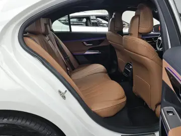 2025 Mercedes-Benz E-Класс с пробегом 6 083 км