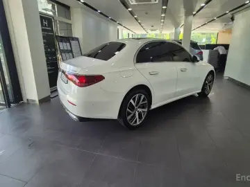 2024 Mercedes-Benz E-Класс с пробегом 19 122 км