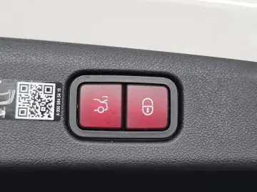2025 Mercedes-Benz E-Класс с пробегом 6 083 км