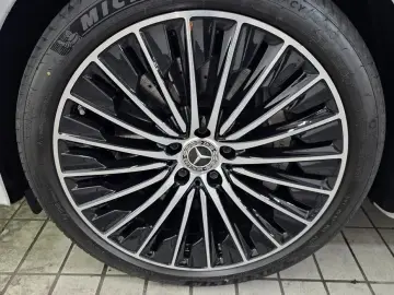 2025 Mercedes-Benz E-Класс с пробегом 9 470 км