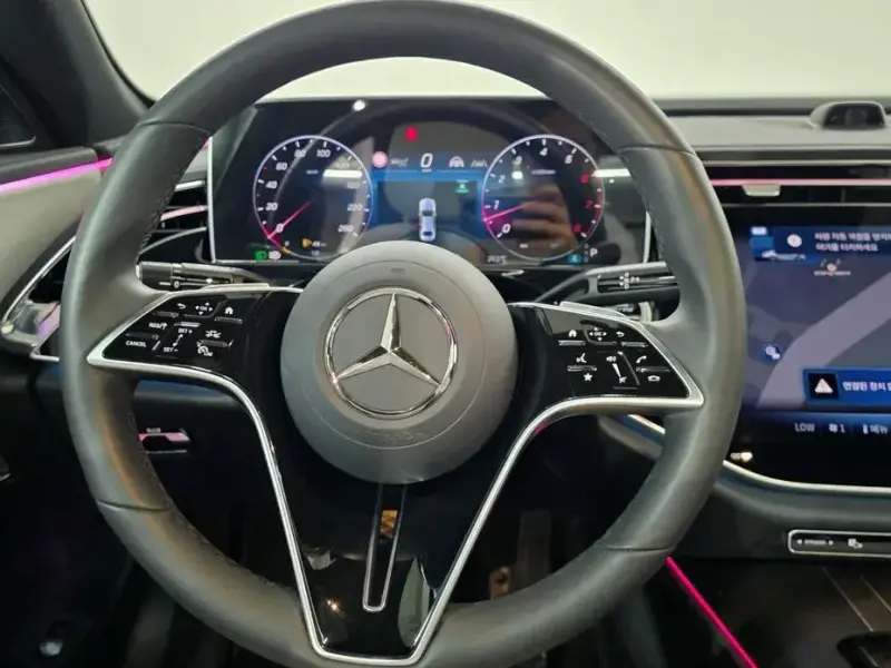 2025 Mercedes-Benz E-Класс с пробегом 9 470 км