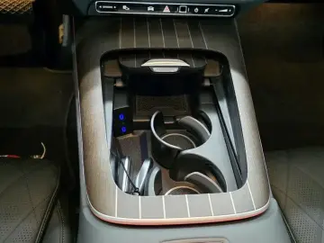 2025 Mercedes-Benz E-Класс с пробегом 13 099 км