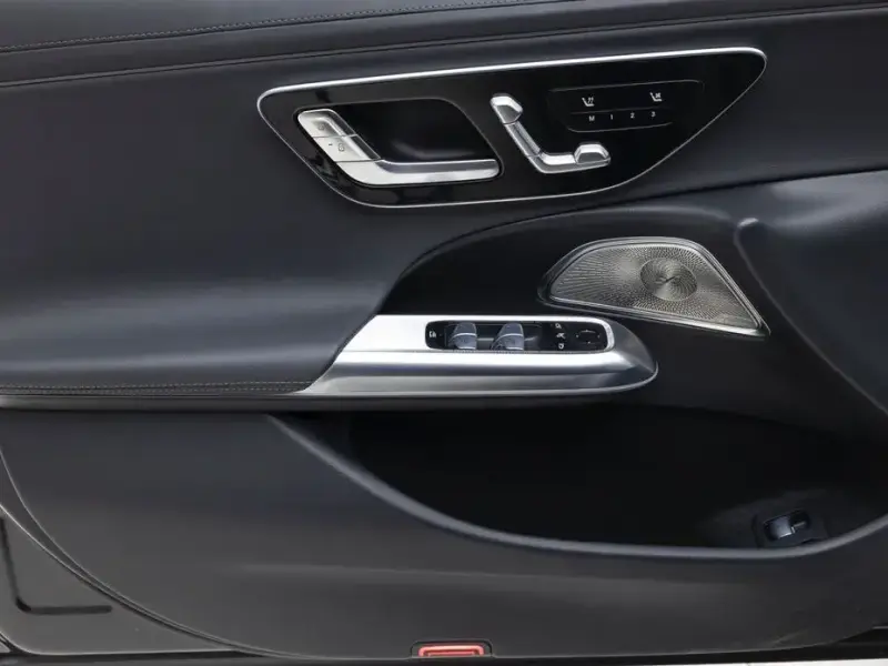 2025 Mercedes-Benz E-Класс с пробегом 8 403 км