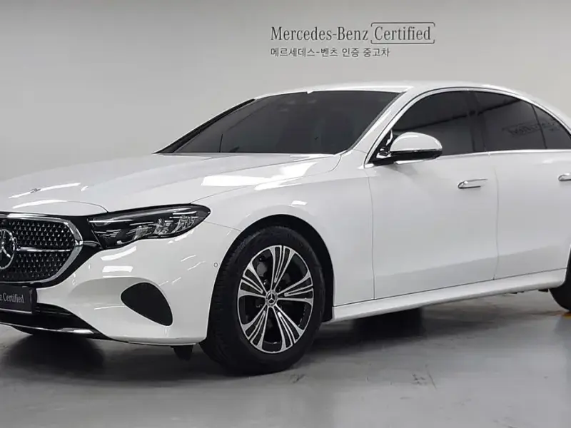 2025 Mercedes-Benz E-Класс с пробегом 10 148 км