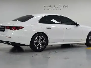 2025 Mercedes-Benz E-Класс с пробегом 10 148 км