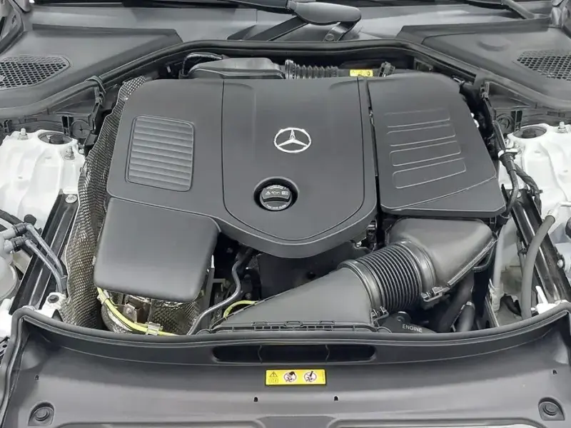 2025 Mercedes-Benz E-Класс с пробегом 10 148 км