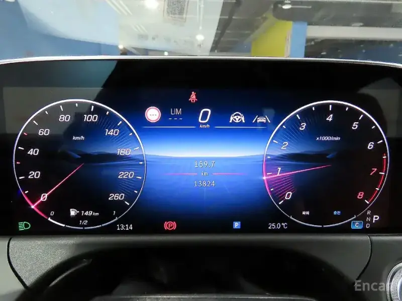 2025 Mercedes-Benz E-Класс с пробегом 13 824 км