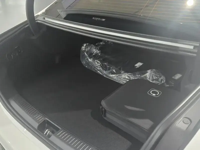 2026 Mercedes-Benz E-Класс с пробегом 7 286 км