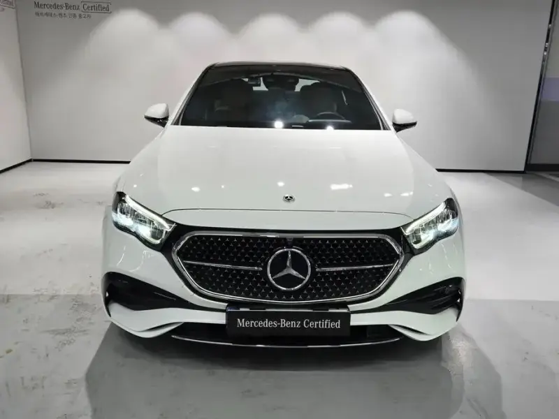 2025 Mercedes-Benz E-Класс с пробегом 6 171 км