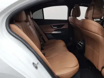 2025 Mercedes-Benz E-Класс с пробегом 3 237 км