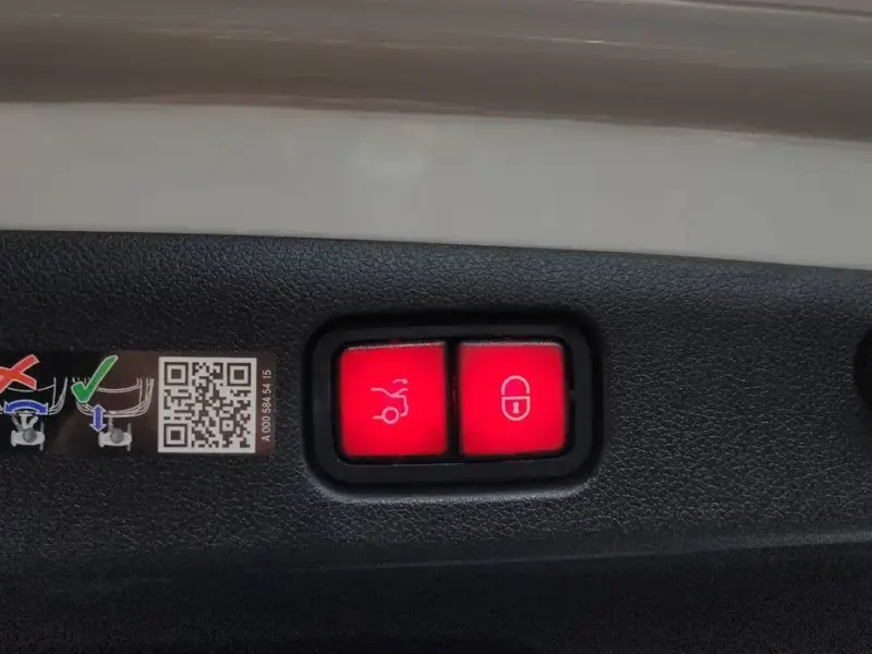 2025 Mercedes-Benz E-Класс с пробегом 3 237 км