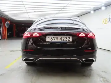 2025 Mercedes-Benz E-Класс с пробегом 11 673 км
