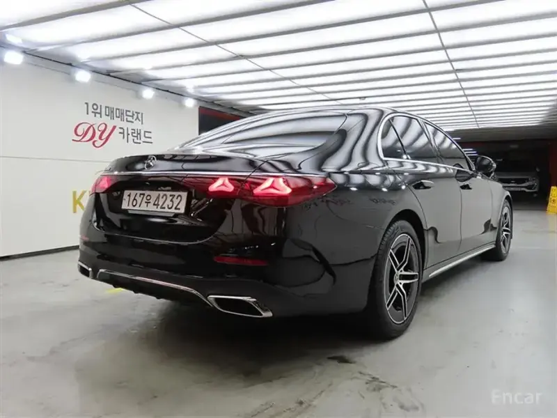 2025 Mercedes-Benz E-Класс с пробегом 11 673 км