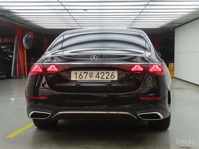 2025 Mercedes-Benz E-Класс с пробегом 8 072 км