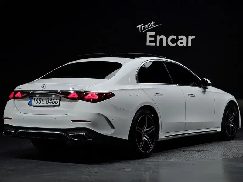 2024 Mercedes-Benz E-Класс с пробегом 13 083 км