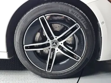 2024 Mercedes-Benz E-Класс с пробегом 13 083 км